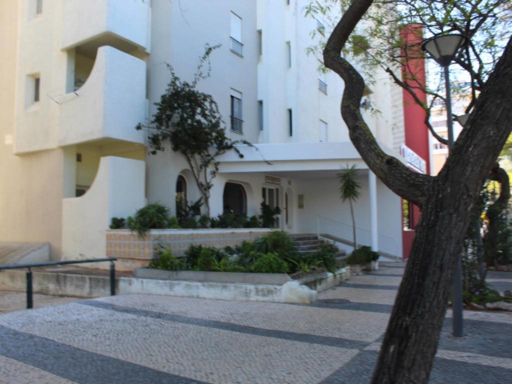 Apartamento Quarteira T1 Buitenkant foto